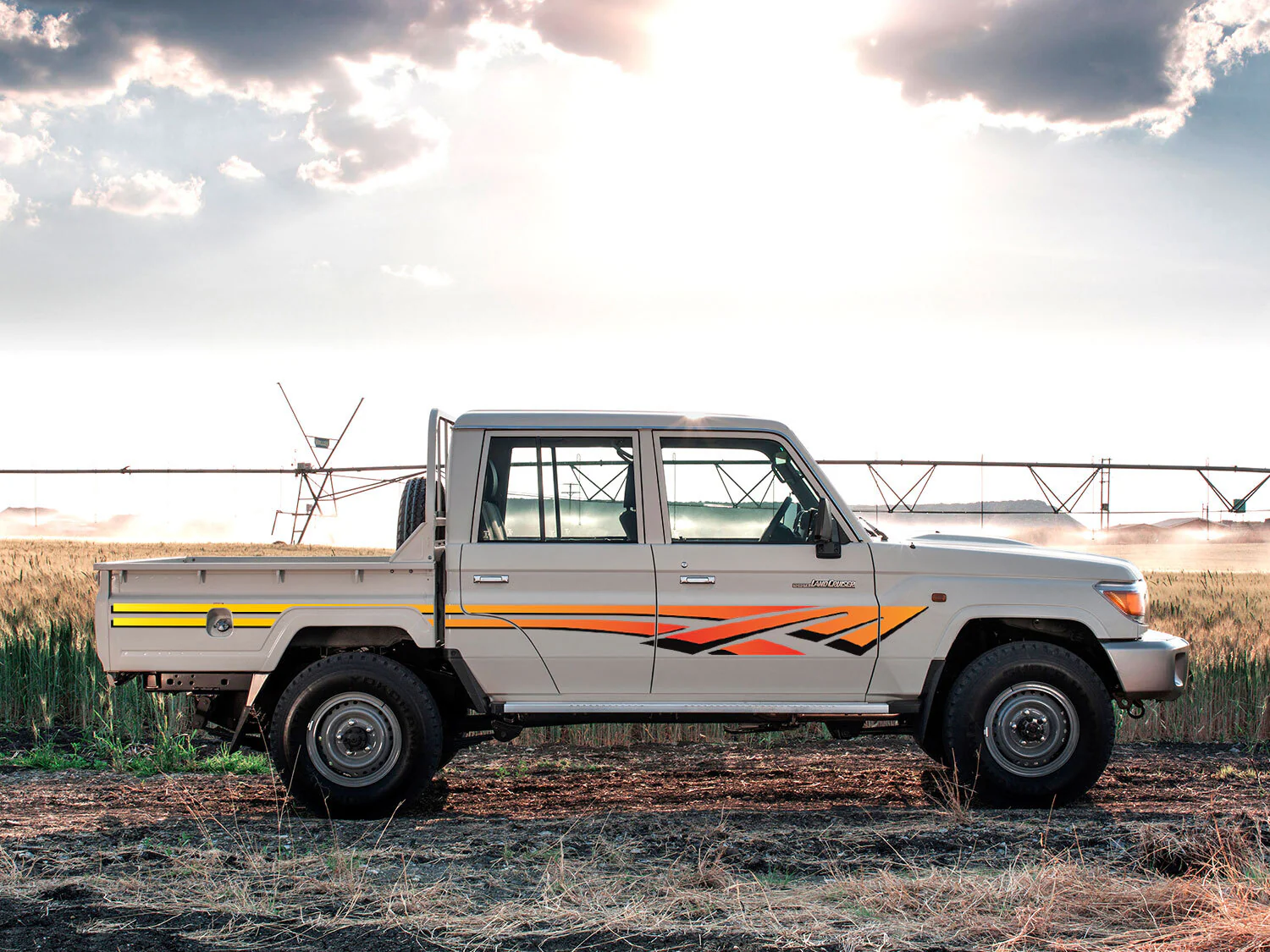 Decal Body Stripe Kit (Tenterfield) - 79 Series Dual Cab (2012-) - Image 3