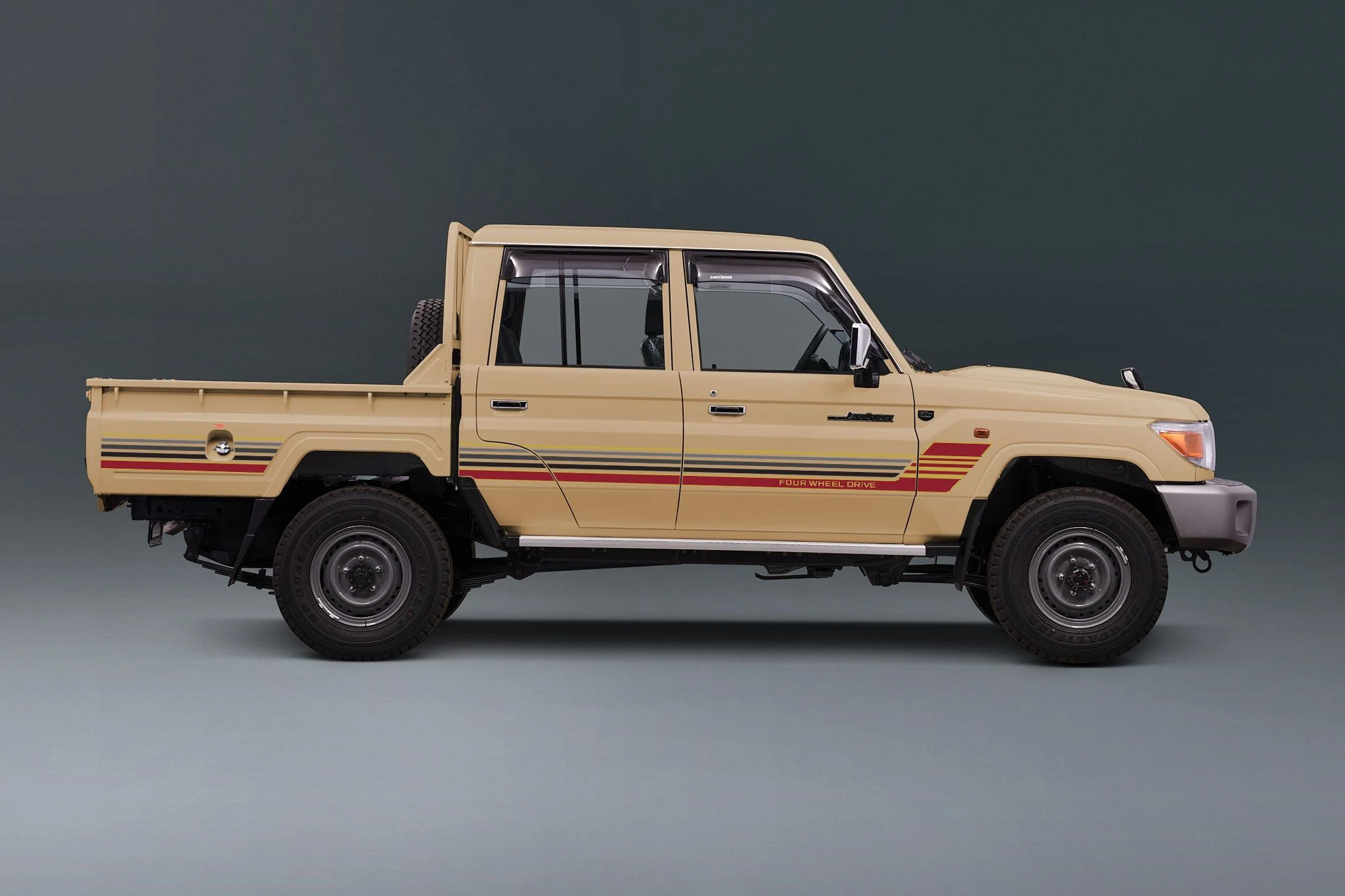 Decal Body Stripe Kit (Townsville) - 79 Series Dual Cab (2012-) - Image 26