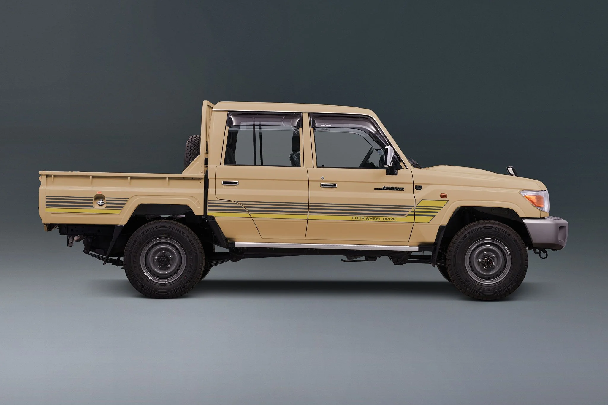 Decal Body Stripe Kit (Townsville) - 79 Series Dual Cab (2012-) - Image 28
