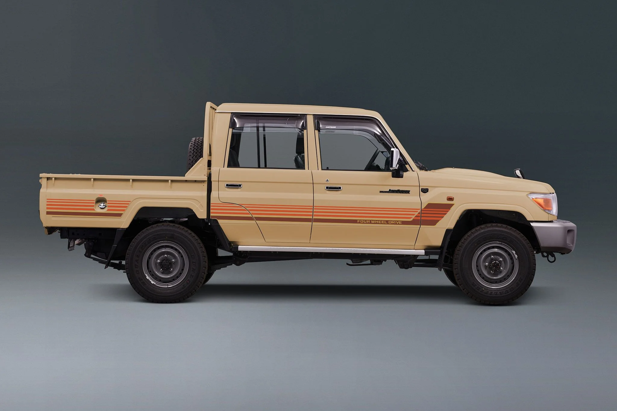 Decal Body Stripe Kit (Townsville) - 79 Series Dual Cab (2012-) - Image 8